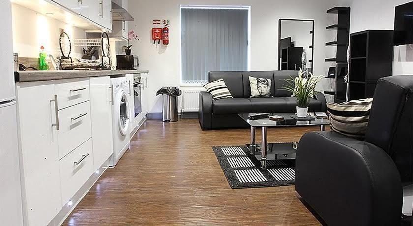 Lewis Apartment In The Heart Of The Northern Quarter Sleeps Up To 12 مانشستر المظهر الخارجي الصورة