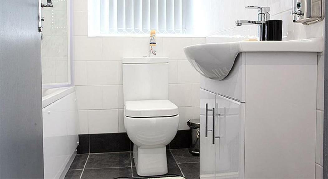Lewis Apartment In The Heart Of The Northern Quarter Sleeps Up To 12 مانشستر المظهر الخارجي الصورة